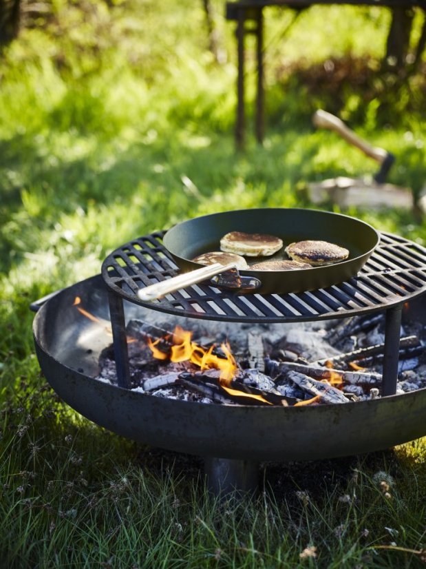 BLACK IRON panvica  22 cm