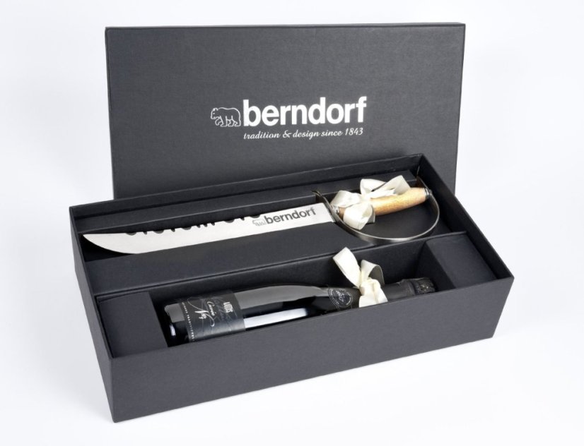 Dárkové balení neobsahuje láhev.