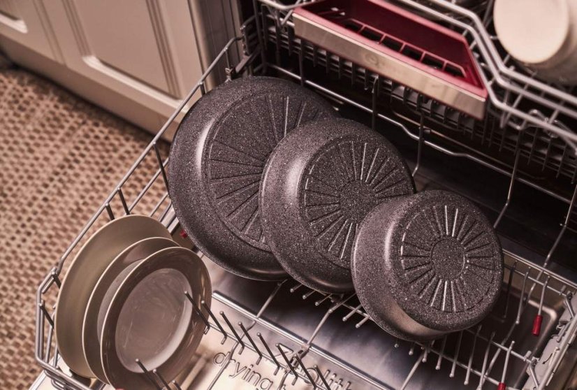 Sada pánví 20+28 cm, 1 odnímatelná rukojeť TORRE