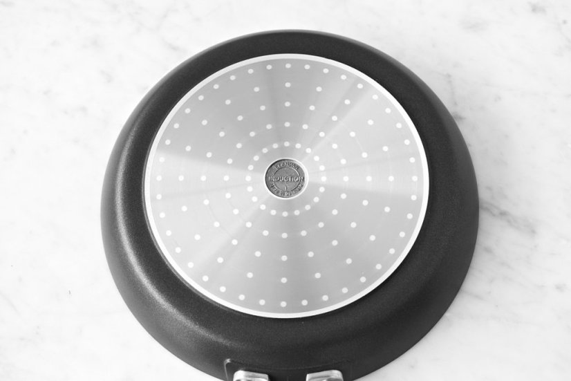 ProIQ pánev 32 cm